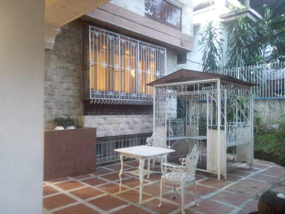 Big House In Quezon City Manila Zewnętrze zdjęcie