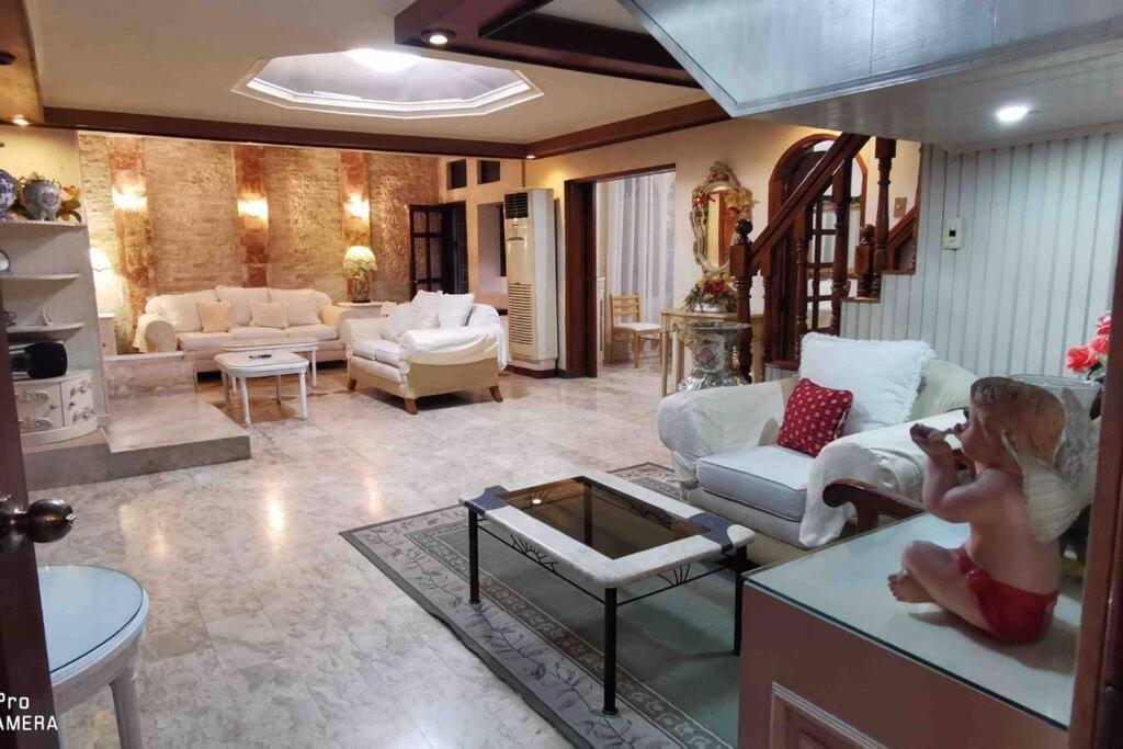 Big House In Quezon City Manila Zewnętrze zdjęcie